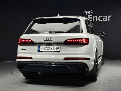 AUDI Q7 - 4