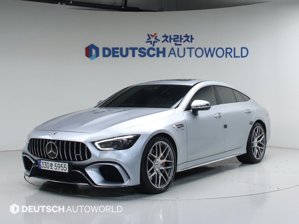 MERCEDES-BENZ GT AMG - View 1