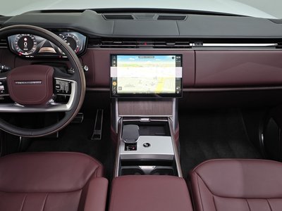 صورة 5 لـ 2025 LAND Rover RANGE ROVER