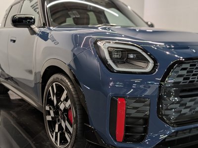 MINI COUNTRYMAN - 10