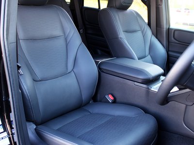 TOYOTA LAND CRUISER - 8