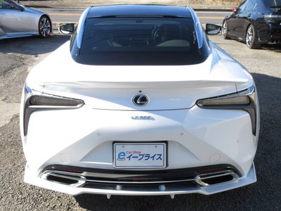LEXUS LC - 10