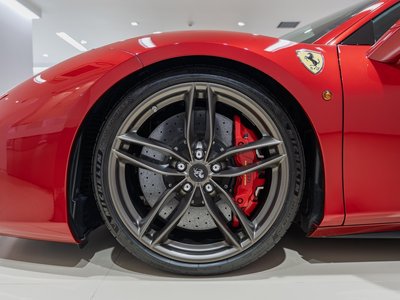 صورة 10 لـ 2017 Ferrari 488 GTB