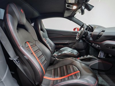 صورة 14 لـ 2017 Ferrari 488 GTB