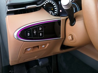 2022 Genesis GV70 — миниатюра 28