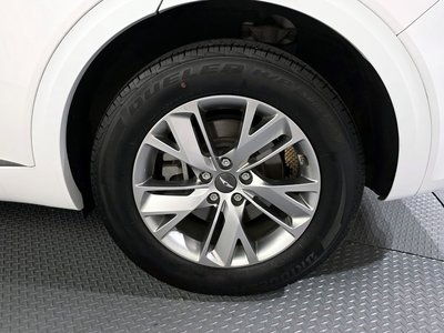 صورة 8 لـ 2022 Genesis GV70