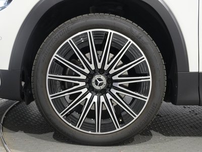 2025 Mercedes-BENZ GLB — миниатюра 51