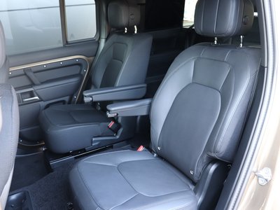 صورة مصغرة 57 لـ 2025 LAND Rover DEFENDER