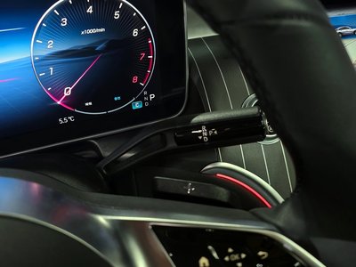 MERCEDES-BENZ GLC - 9