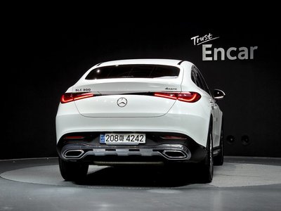 MERCEDES-BENZ GLC - 4