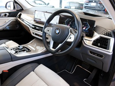 BMW X7 - 9