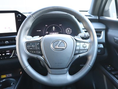 LEXUS UX - 8