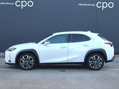 LEXUS UX - 3