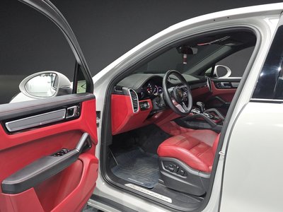 صورة مصغرة 13 لـ 2023 Porsche CAYENNE