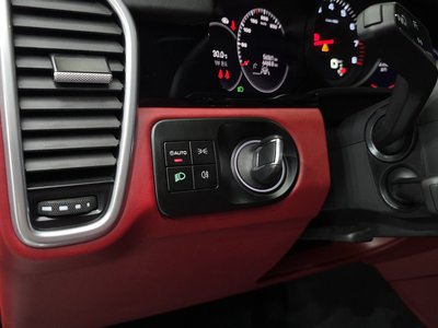 صورة مصغرة 27 لـ 2023 Porsche CAYENNE