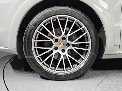 2023 Porsche CAYENNE 照片 6