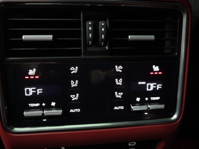 صورة مصغرة 33 لـ 2023 Porsche CAYENNE