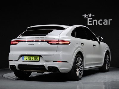 2023 Porsche CAYENNE 照片 2