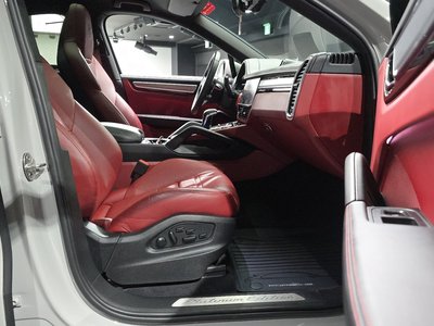 صورة مصغرة 16 لـ 2023 Porsche CAYENNE