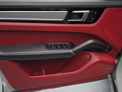 صورة مصغرة 14 لـ 2023 Porsche CAYENNE