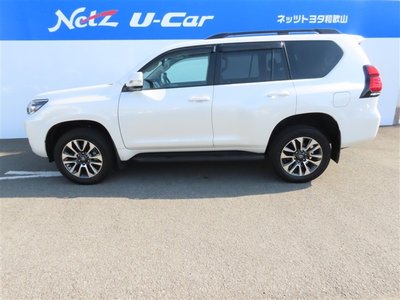 TOYOTA LAND CRUISER PRADO - 8