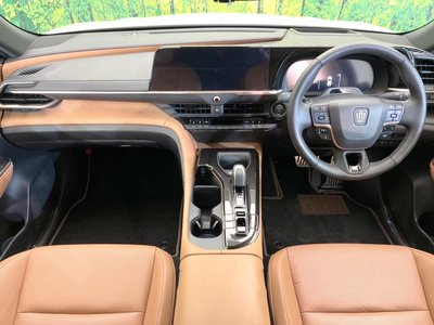 TOYOTA CROWN SPORT - 2