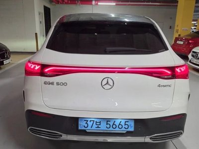 صورة 6 لـ 2023 Mercedes-BENZ EQE