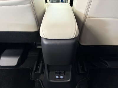 2026 Lexus LBX 缩略图 31