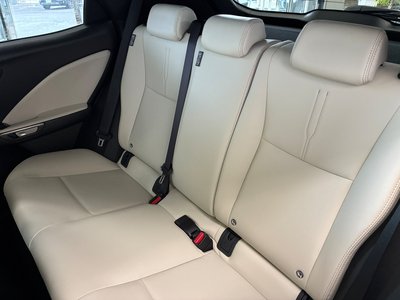 2026 Lexus LBX 照片 9
