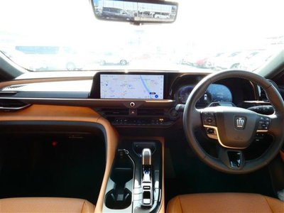 TOYOTA CROWN SPORT - 2