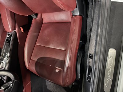 2020 Porsche 718 photo 2
