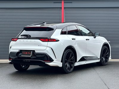 TOYOTA CROWN SPORT - 10