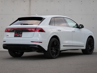 AUDI Q8 - 10