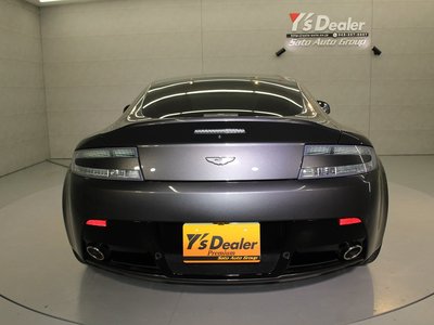 2017 Aston Martin V8 thumbnail 13