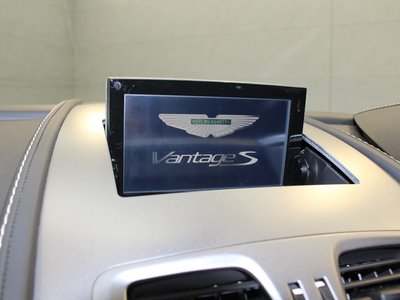2017 Aston Martin V8 thumbnail 19