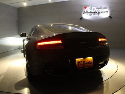 2017 Aston Martin V8 thumbnail 38