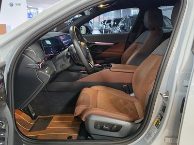 BMW I5 - 10