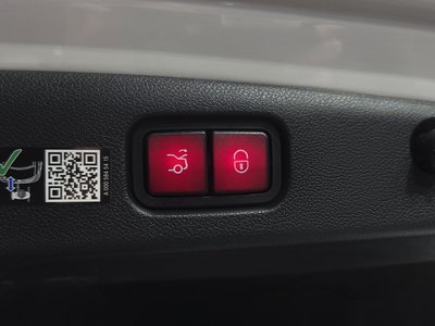 2025 Mercedes-BENZ E-CLASS — миниатюра 25