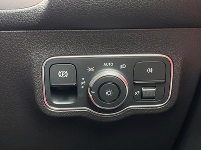 2022 Mercedes-BENZ GLB — миниатюра 52