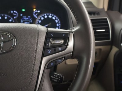 TOYOTA LAND CRUISER PRADO - 8