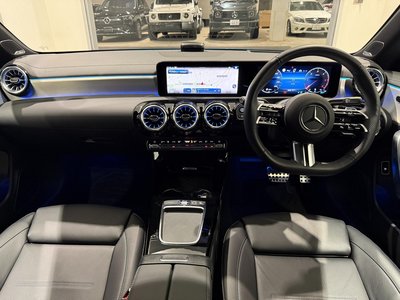 MERCEDES-BENZ CLA - 7