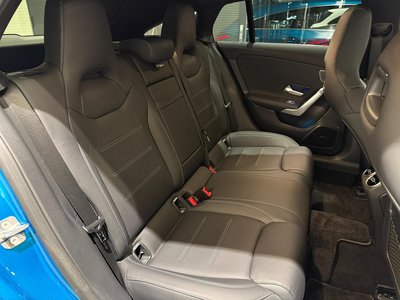 MERCEDES-BENZ CLA - 9