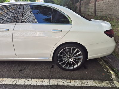 MERCEDES-BENZ E-CLASS - 6