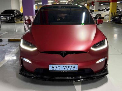 2024 Tesla MODEL X — фото 2