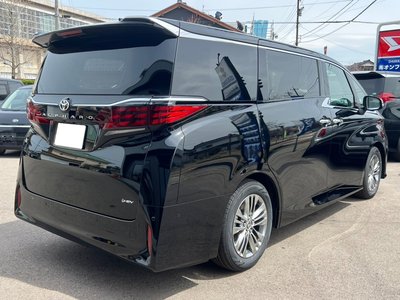TOYOTA ALPHARD - 4