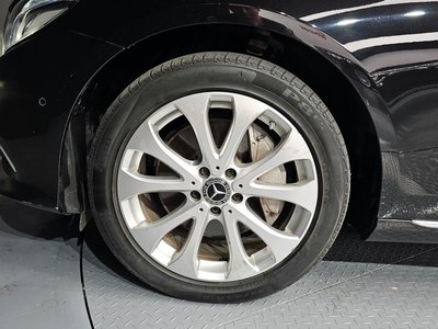 MERCEDES-BENZ E-CLASS - 6