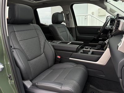 2022 Toyota TUNDRA — фото 7
