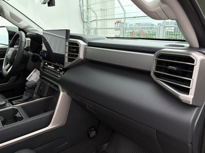 2022 Toyota TUNDRA — миниатюра 43