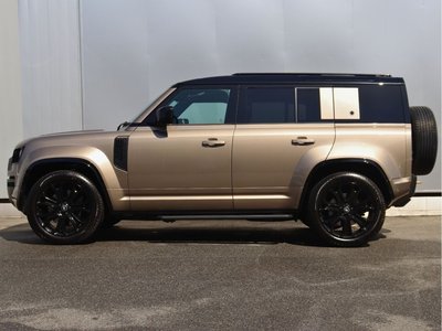 LAND ROVER DEFENDER - 6