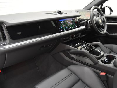 PORSCHE CAYENNE - 10